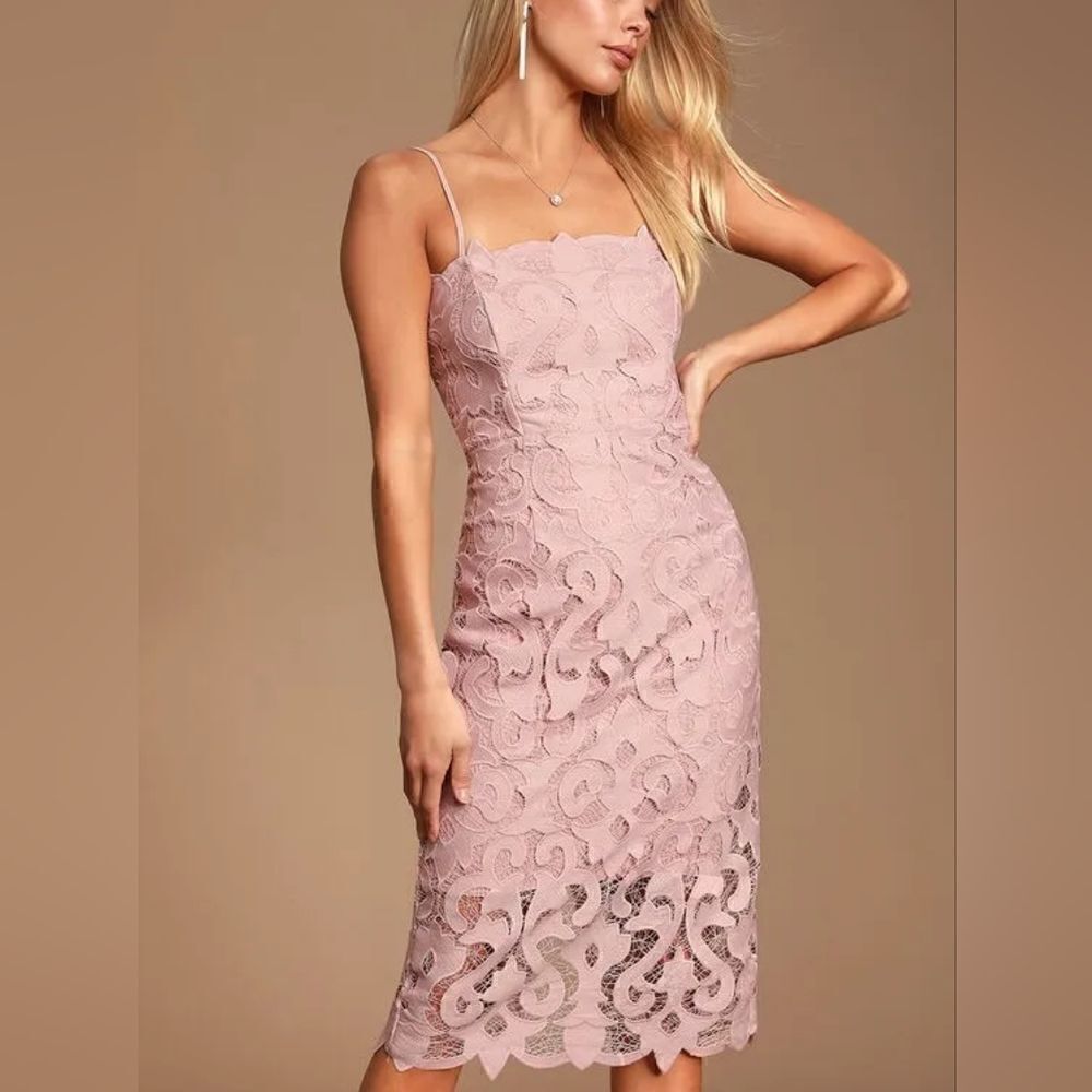 Bardot Dusty Pink Lina Lace Midi Dress